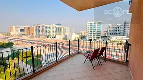 Vacant | Corner | 1087 Sqft | 1 bedroom