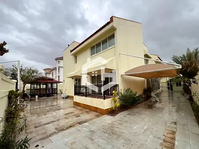 Good-looking | Private Garden and Gazebo | Vacant