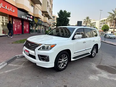 Lexus LX 570 Sport 2014 | GCC Specs | Pristine Condition