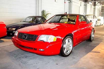 Classic 2001 Mercedes-Benz SL 500 - Iconic R129 Generation