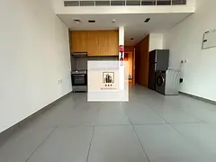 Studio Apartment With Appliances in Al Mamsha