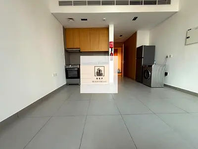 Studio Apartment With Appliances in Al Mamsha