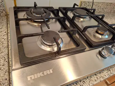 Nikai 4-Burner Stainless Steel Gas Hob - Good Working Condition