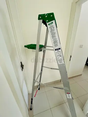 Step ladder