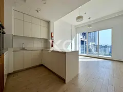 Vacant | New | Top Floor | Fitted Kitchen