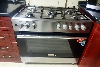 URGENT! Daewoo 5 Burners Gas Cooker 90X60 cm, Gas Oven  Grill with Rotisserie, 600 aed