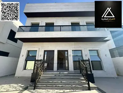 An opportunity to own a two-story villa with a rooftop terrace, featuring 6 master bedrooms and an internal elevator. The price includes electricity,