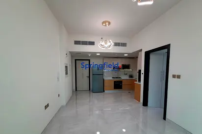 Community View | Vacant | Spacious Apartment