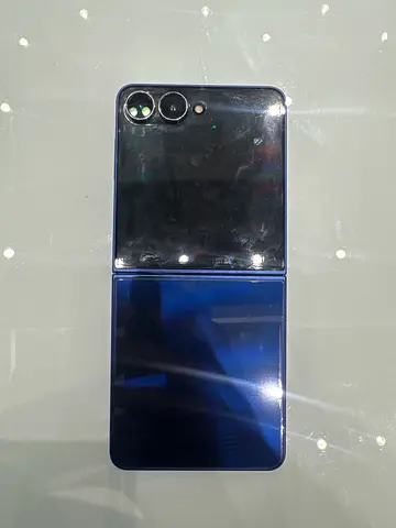 Samsung Flip 7 512GB Blue colour