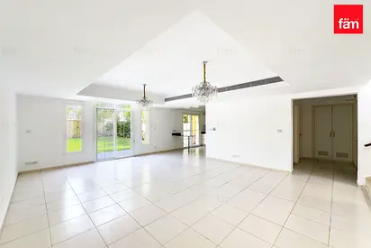 Lake View | Upgraded | Vacant | Spacious