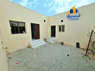 Spacious 3bhk villa Near Park Ac Fitted 42k