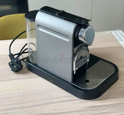 Compact Espresso/Coffee Machine - Capsule Style, Good Condition
