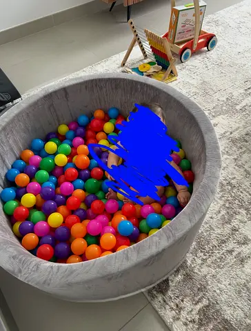 Ball pit with balls included