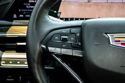 2021 Cadillac ESCALADE — миниатюра 18