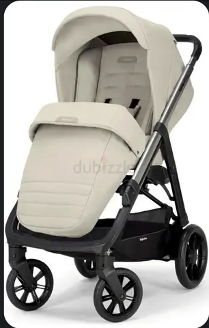 Well-kept set of Stroller,cot car seat, stand, top brand of Inglisina sturdy frame and large wheels.