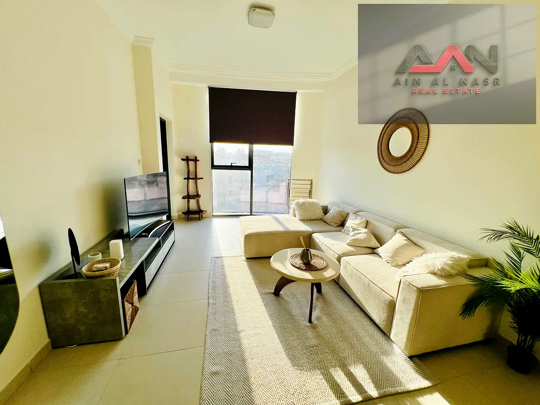 Luxurious Fully Furnished 1bhk for rent with Balcony open view