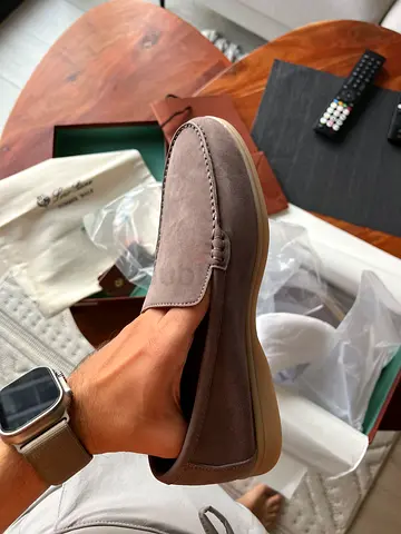 Mens Suede Slip-On Loafers - Size (39-40)