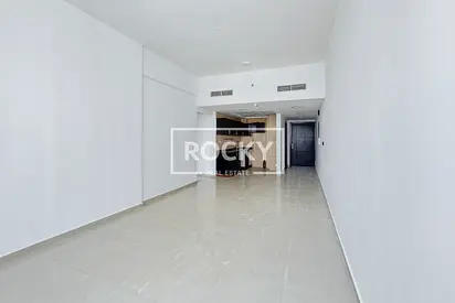 Contemporary | Spacious | Ready to Move In