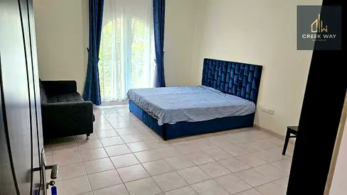 Vacant On Transfer One BHK With Balcony Near Metro