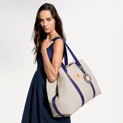 Louis Vuitton Escale Tote bag