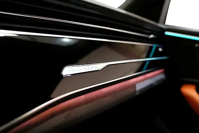2023 AUDI Q8 thumbnail 13