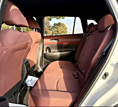 صورة 14 لـ 2022 Toyota COROLLA CROSS