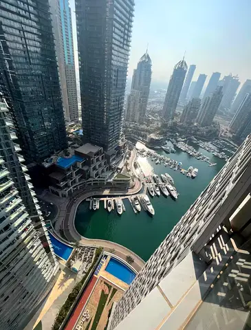 CAYAN TOWER | ICONIC LIVING | READY | HIGH DEMAND