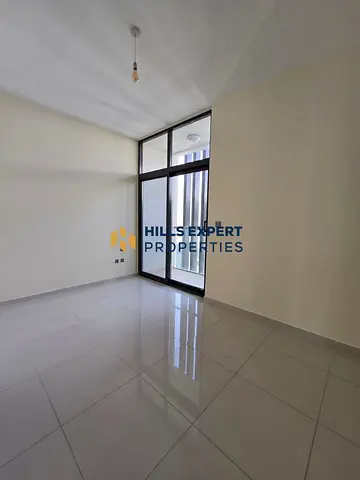 Unfurnished 3-Bed Townhouse available for rent