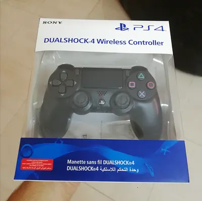 (FREE Delivery) PS4 Controller - Free Cable - NEW
