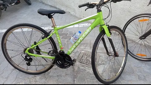 Cannondale Hybrid/Commuter Bike – Good Condition, Green
