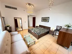 Luxury Master room in Barsha