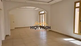 Double Row 5BR + Maid | Private Pool | Vacant