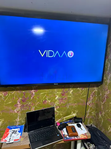 43 inch VIDAA Hisense Smart LED TV - Good Working Condition