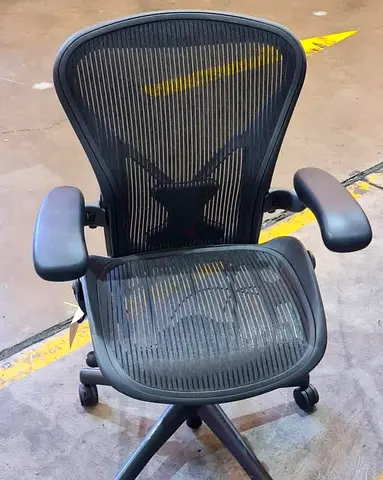Herman Miller Aeron size B
