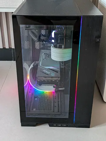 Powerful RGB Gaming PC