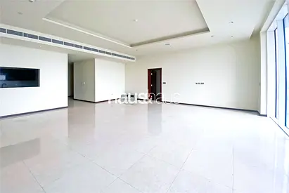 Stunning pool | Open kitchen | Amazing Amenities