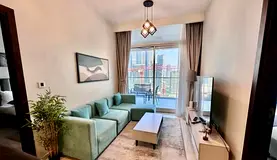 Private room in Business bay for lady