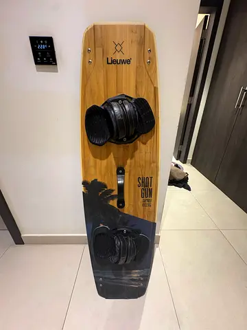 Lieuwe shotgun twintip kiteboard 136x40,5