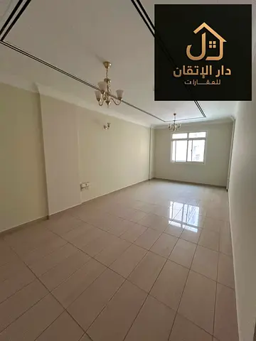 فرصة ذهبية للإيجار شقة غرفتين وصاله منطقه القليعة يوجد تكيف مركزي تصدق العقد علي المالك