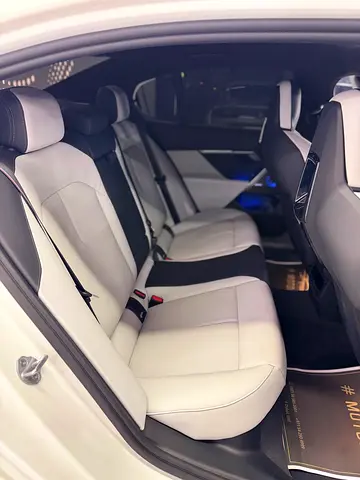 صورة مصغرة 15 لـ 2025 BMW M5