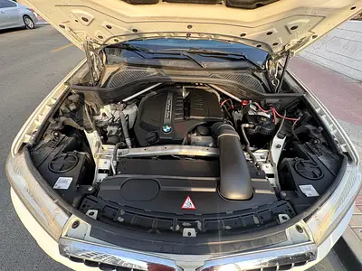 BMW X5 xDrive35i Luxury Line 2014 GCC Specs