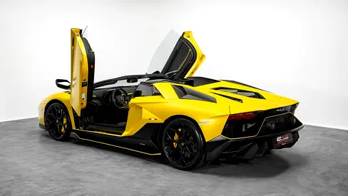 2022 Lamborghini AVENTADOR — миниатюра 2