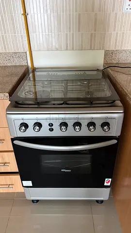 Stove - barely used - Super General