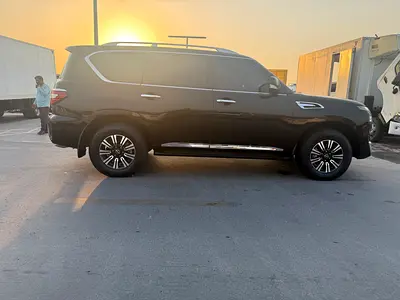 2023 Nissan PATROL thumbnail 9