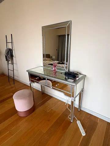 Vanity