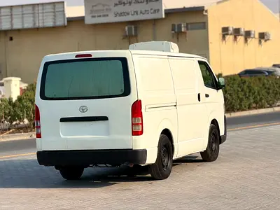 2013 Toyota HIACE — фото 5