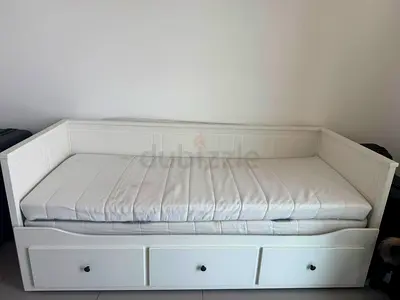 Day bed