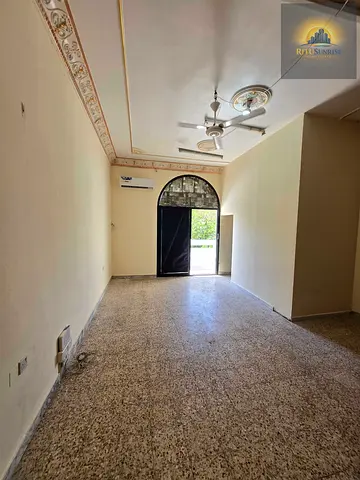 BEAUTIFUL STUDIO APARTMENT AVAILABLE AT OPPOSITE MADINAT ZAYED MALL WITH BALCONY READY TO MOVE