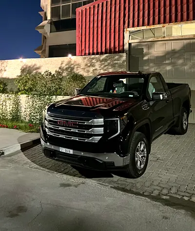 GMC Sierra 1500 SLE 2025 GCC Specs - Brand New