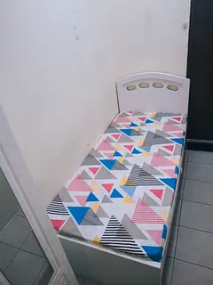 Partition room available for Filipinos ladies and couples near the GARDEN metro station